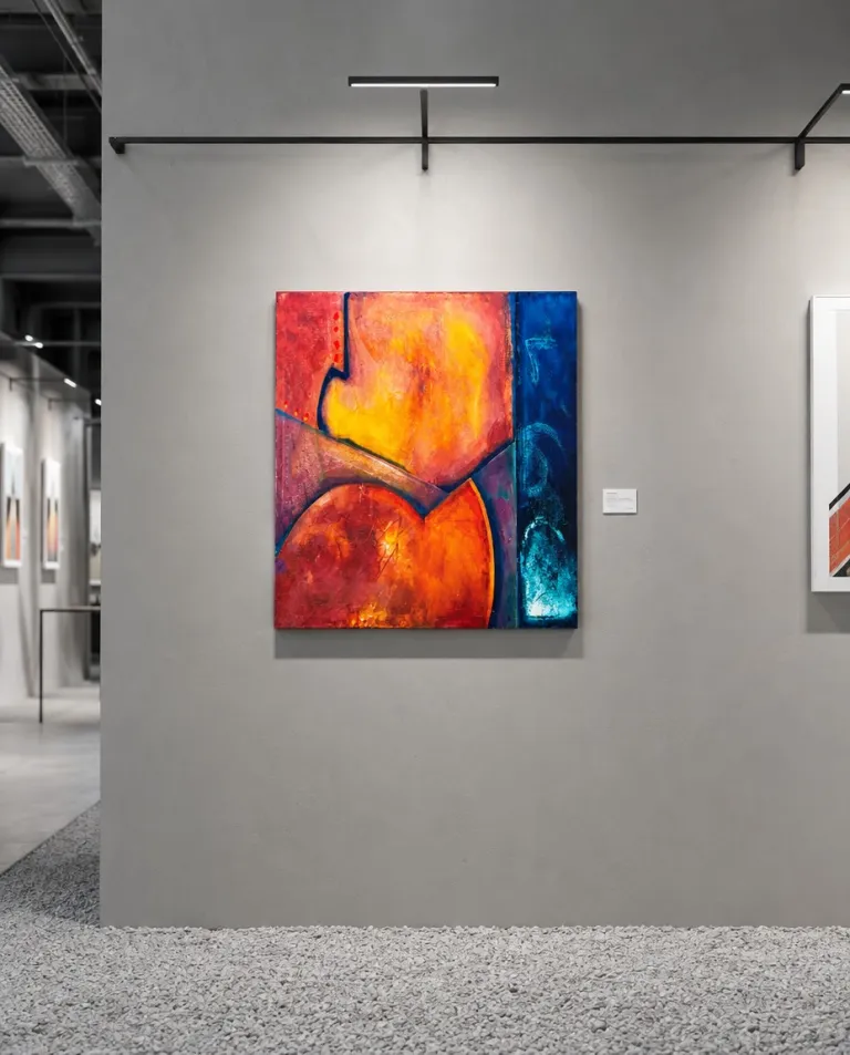 Front view of the abstract painting VERSUM by Maurizio Valch exhibited on a neutral grey wall of an art gallery.
